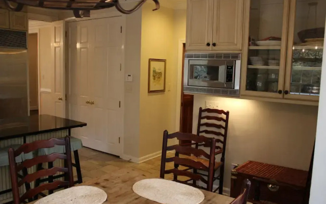 Buckhead 1891 By Homecomfortstay