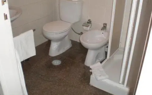 Pensão Residencial LIS