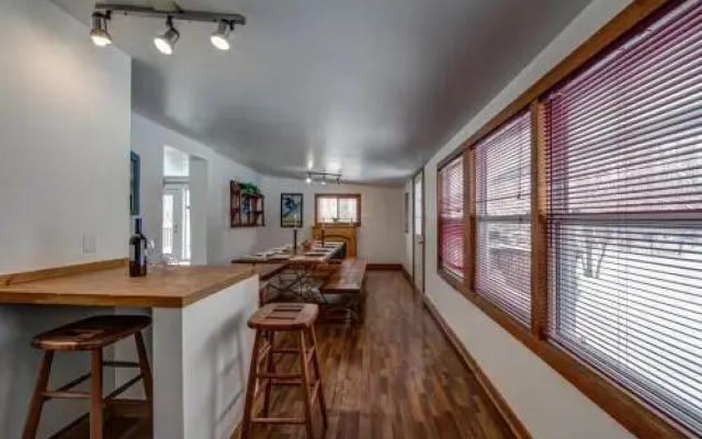 Blue Mountain Rentals - 5 Bed-Hot Tub