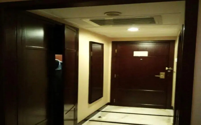Huayu Hotel