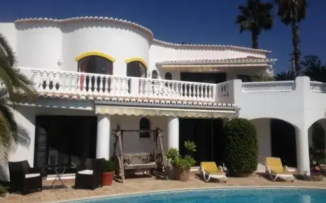 Villa Tobias