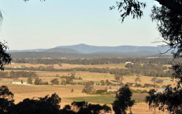 Villa 3br Vista Resort Condo located within Cypress Lakes Resort (nothing is more central)