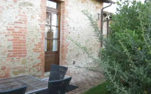 Azienda Agrituristica Il Sasso Di Maccari Avisano