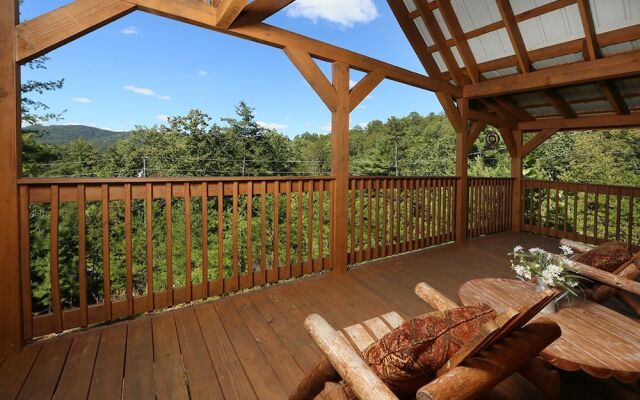 Dare To Bear 238 - Two Bedroom Cabin