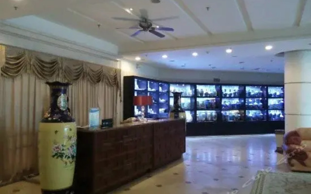 Shenzhen Runyuan Fashion Hotel