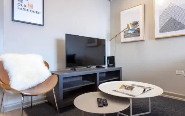 Downtown Louisville Close To Everything