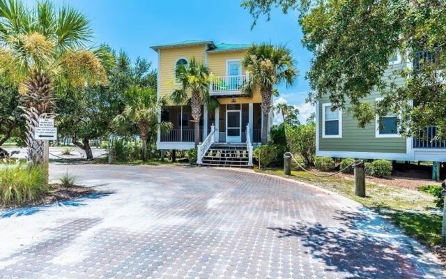 One Sea 1C - 2 Br Condo