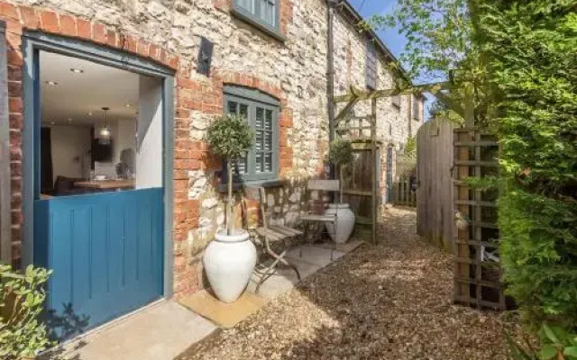 No 33 Thornham