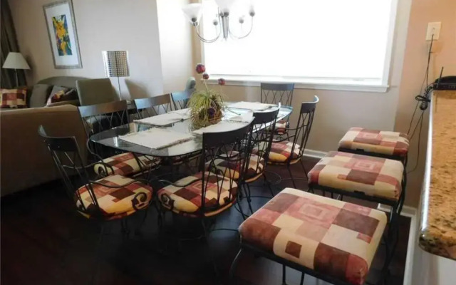 Yacht Club Villas Unit 703 - 3 Br Condo