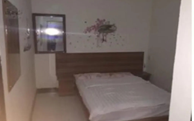 Jindiyang Business Inn