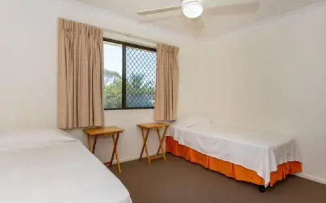 Spacious Unit overlooking Moreton Bay - Boyd St, Woorim