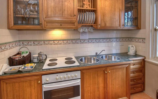Bridal Falls Cottage