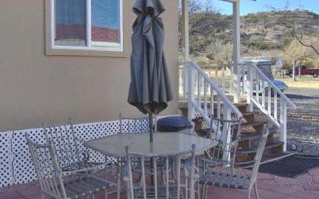 Verde Valley Studio Park Model Cabin 15