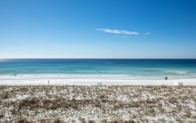 Inlet Reef 206 2 Bedroom Condo by RedAwning