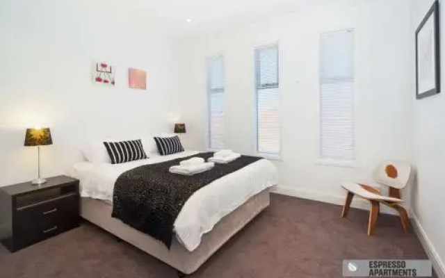 Caulfield Executive Apartment