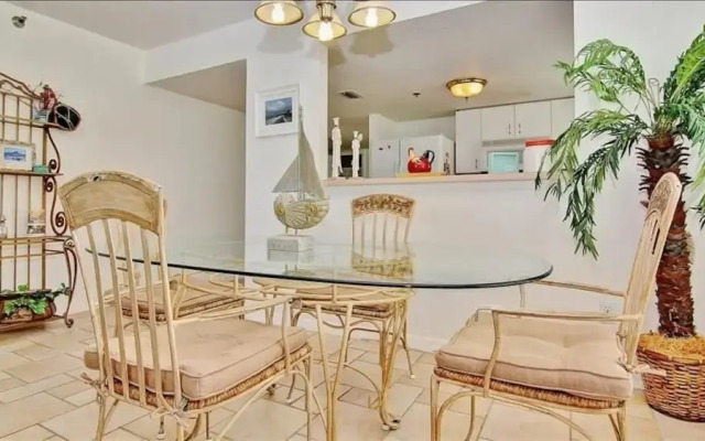 Indian Sunset Beach 7 2 Br Condo by RedAwning