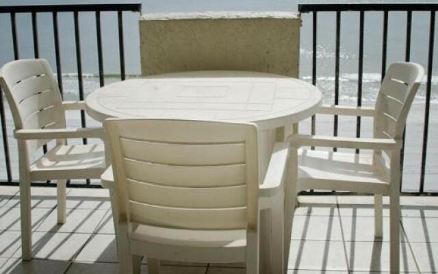 Tropical Winds Unit 701