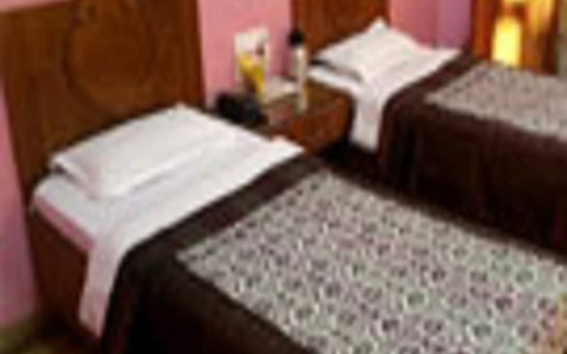 The Grand Utsav Motal Jaunpur