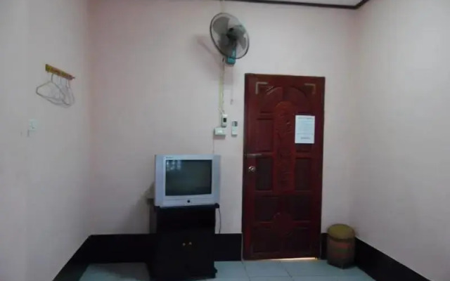 Pheuankeo 1 Guesthouse