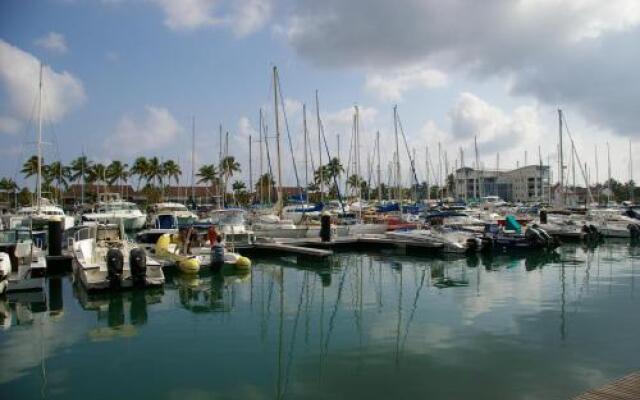 LeLagon Vue Mer, Pieds dans l'eau