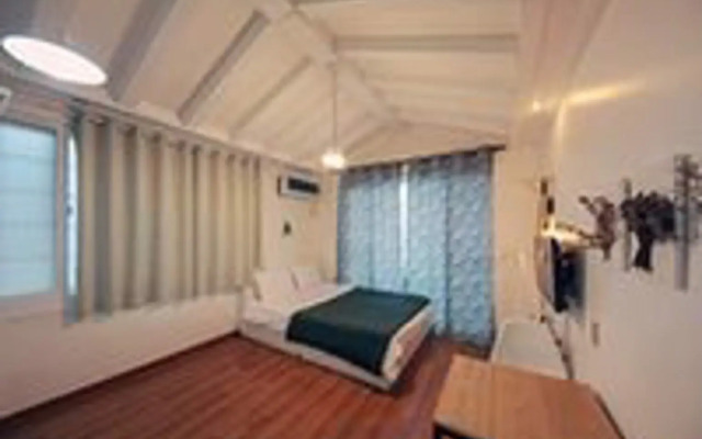 Taean Pino624 Pension