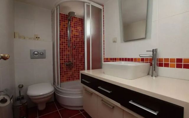 Alti Oda Butik Otel