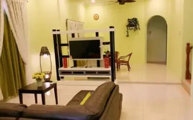 Bungalow House Ipoh Meru