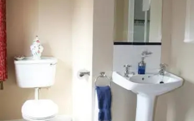 Macliam Lodge Guesthouse