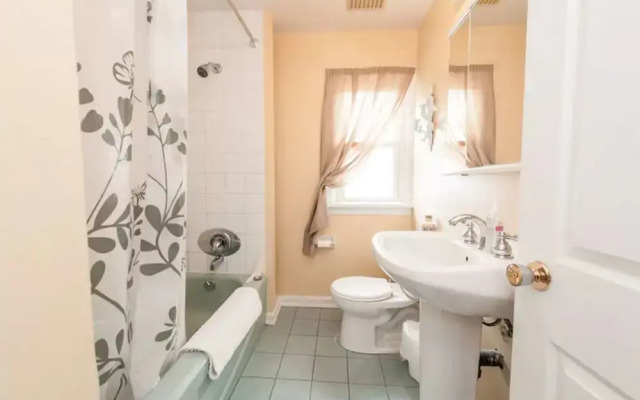 Home in Trendy & Vibrant Westboro