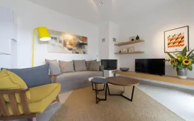 Botargo Suites