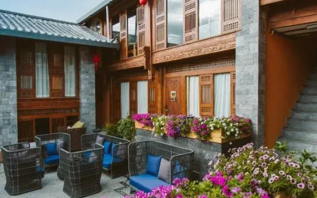 Lijiang Cbsi Living Style Inn