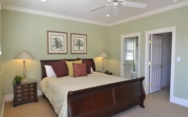 Marsh House by Peace Vacations