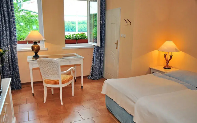 Podzamcze - Schlosspension