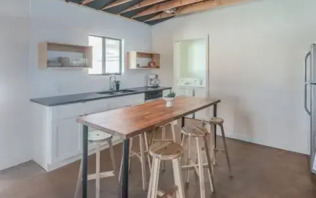 2BR HomeCentral Phoenix by WanderJaunt