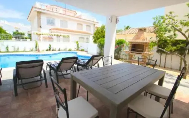 ARENDA Pino Alto Villa Gallo