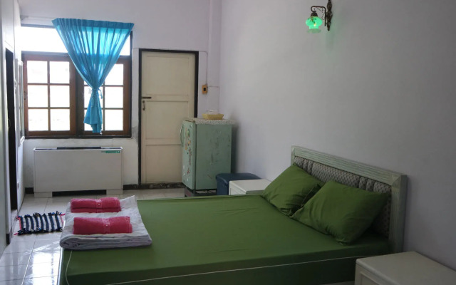 Valentine Home Koh Sichang