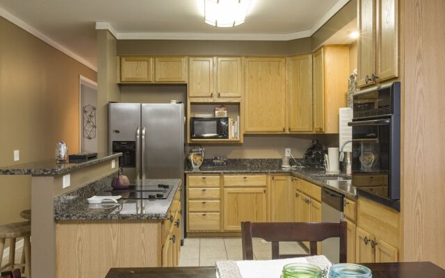 Private Nashville Paradise by RedAwning