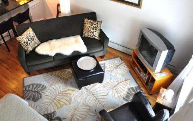 Crate & Cargo Suite 1