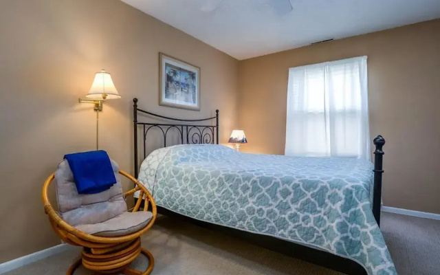 Sunset South 2 - 2 Br Condo