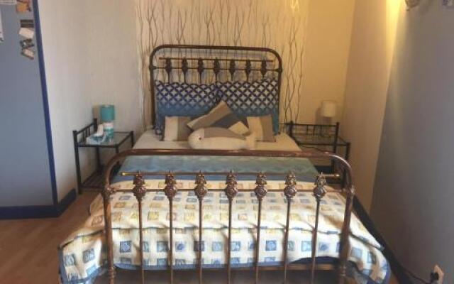 Les Rêves d'Églantine et d'Augusta Chambres et Gîtes