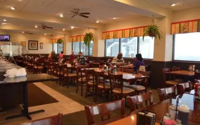 Holiday Sands at South Beach