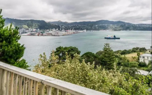 Stay Clifftop Chalet 1