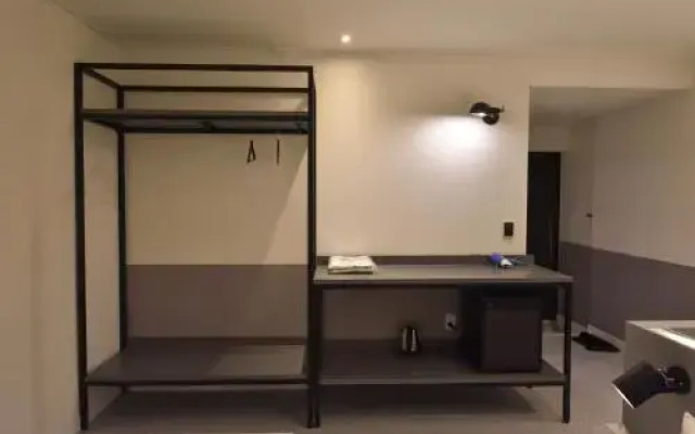 Raemian Motel