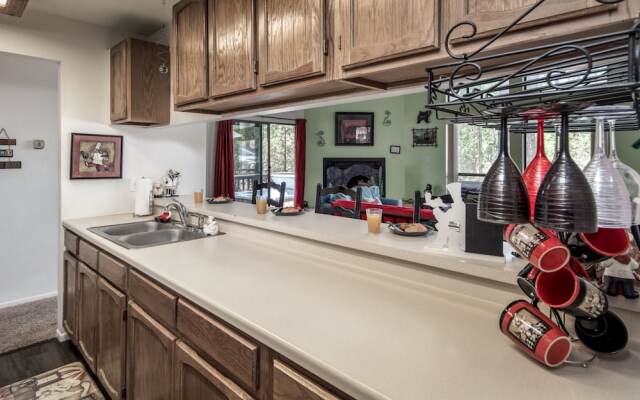 100 Pine Knot-two-bedroom