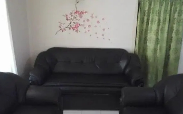 Dinora Holiday Bungalow