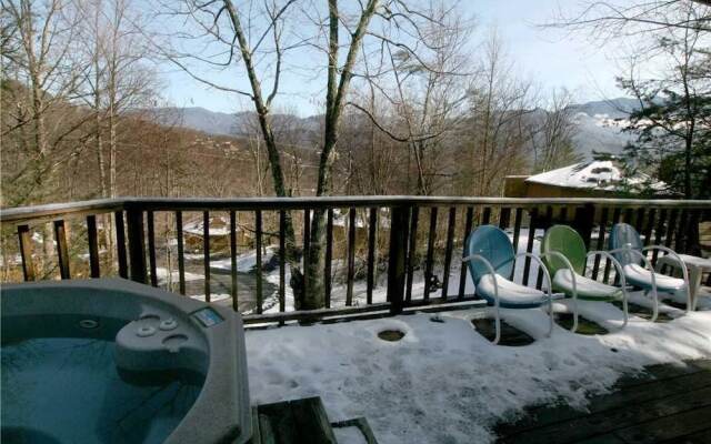 Bearadise 2 - Two Bedroom Cabin