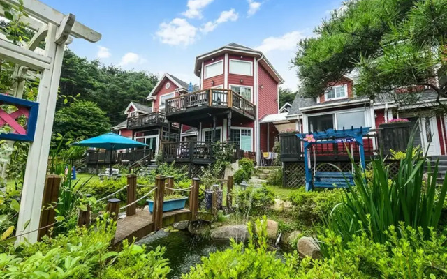 Gyeongju Magic Castle Pet Pension