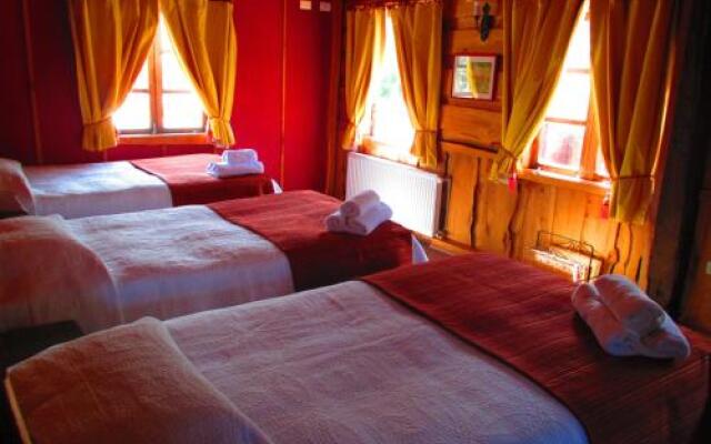 Antigua Casona Patagonia B&B