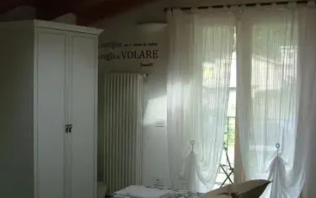 Il Noce alla Finestra