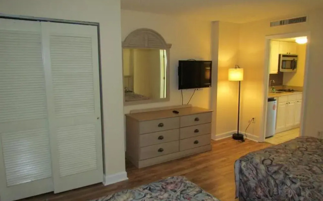 Ocean Dunes 6011